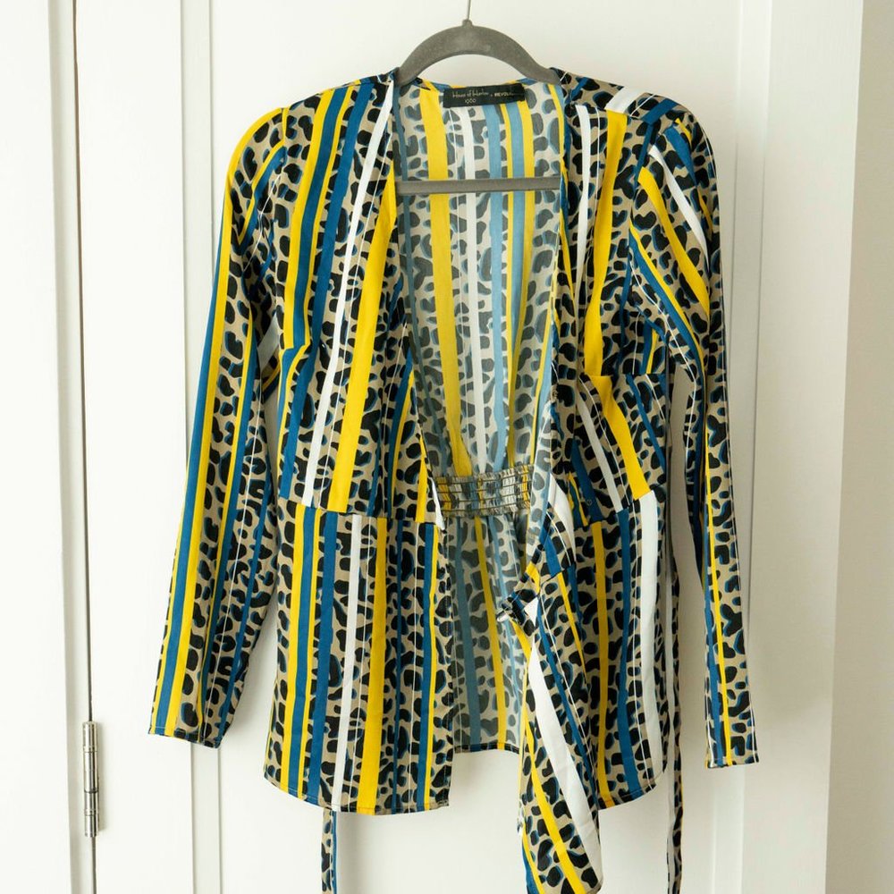 NWT House of Harlow x REVOLVE Tie Front Blouse